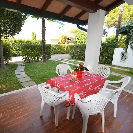 Apartment Comfy Flat With Shared Pool *
