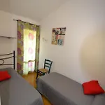 Comfy Flat With Shared Pool Lägenhet *