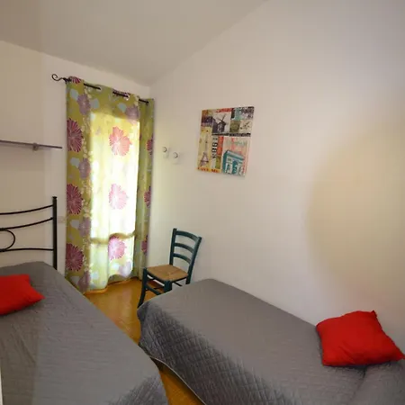 Comfy Flat With Shared Pool Apartamento *