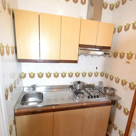 Apartamento Comfy Flat With Shared Pool *